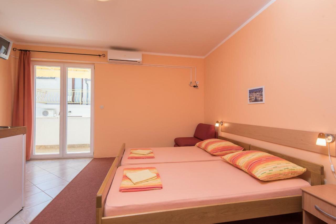 Apartmani Villa Lidija オレビック エクステリア 写真