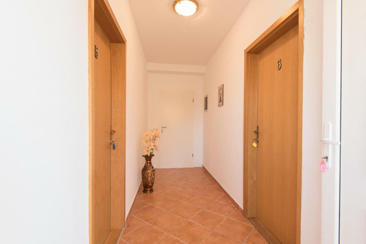 Apartmani Villa Lidija オレビック エクステリア 写真