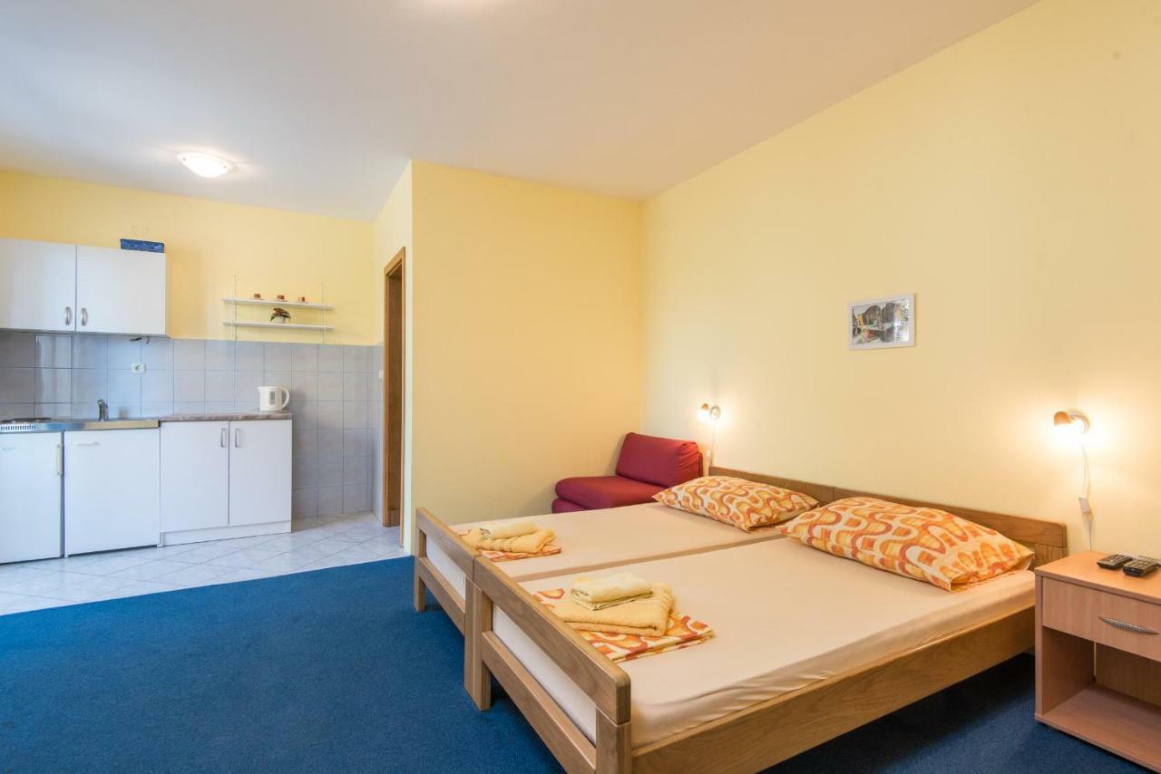Apartmani Villa Lidija オレビック エクステリア 写真