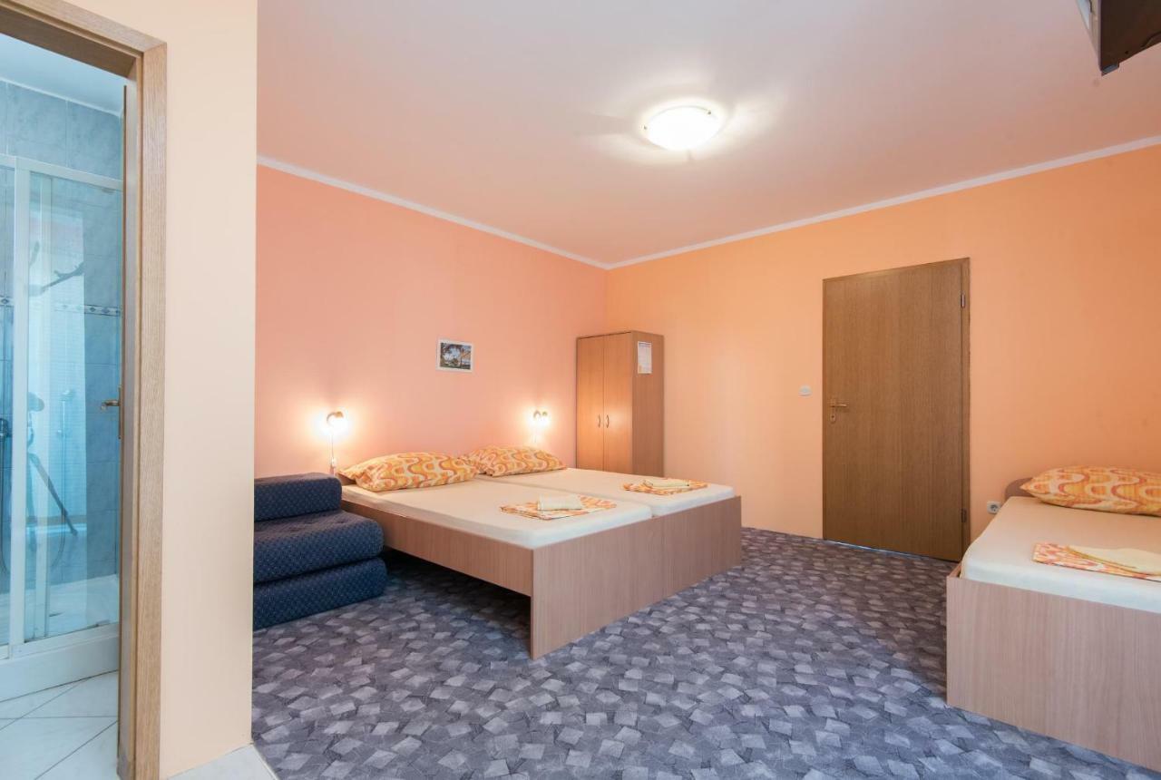 Apartmani Villa Lidija オレビック エクステリア 写真