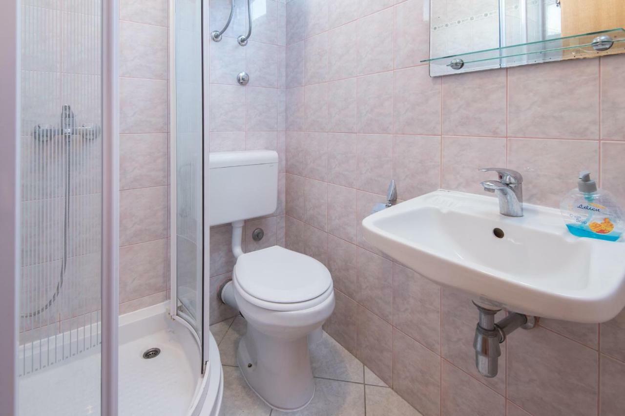 Apartmani Villa Lidija オレビック エクステリア 写真