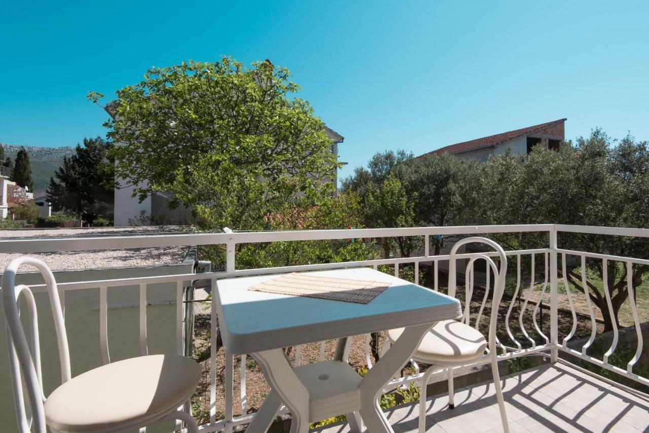Apartmani Villa Lidija オレビック エクステリア 写真
