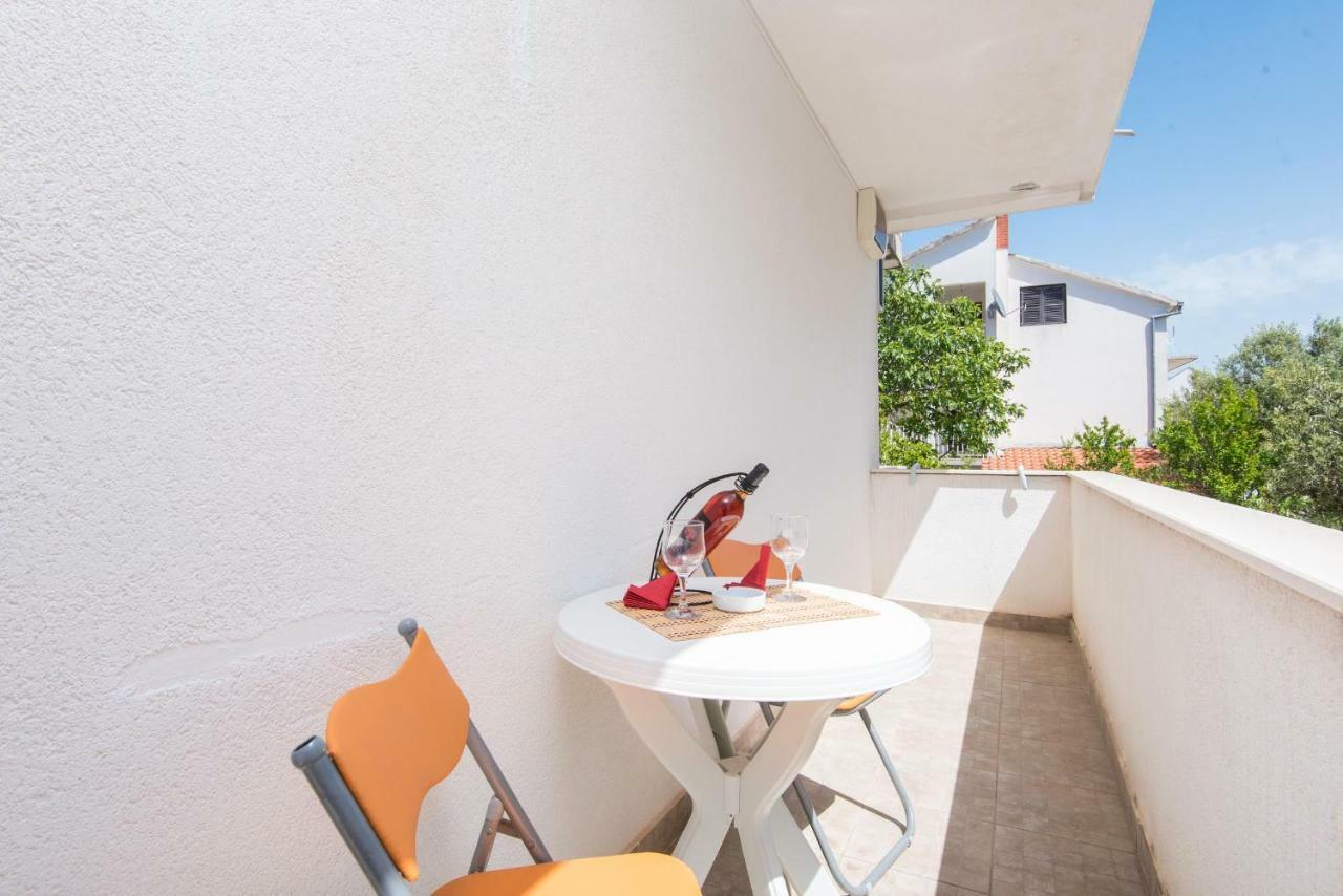 Apartmani Villa Lidija オレビック エクステリア 写真