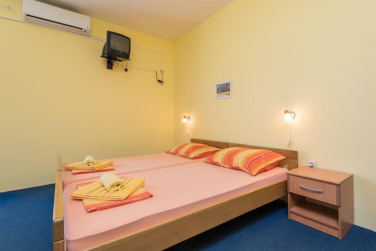 Apartmani Villa Lidija オレビック エクステリア 写真